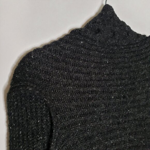 NWOT BCBG Maxazria Long Sleeveless Cardigan Sweater Vest Size S/M Vintage Unique - Picture 4 of 12